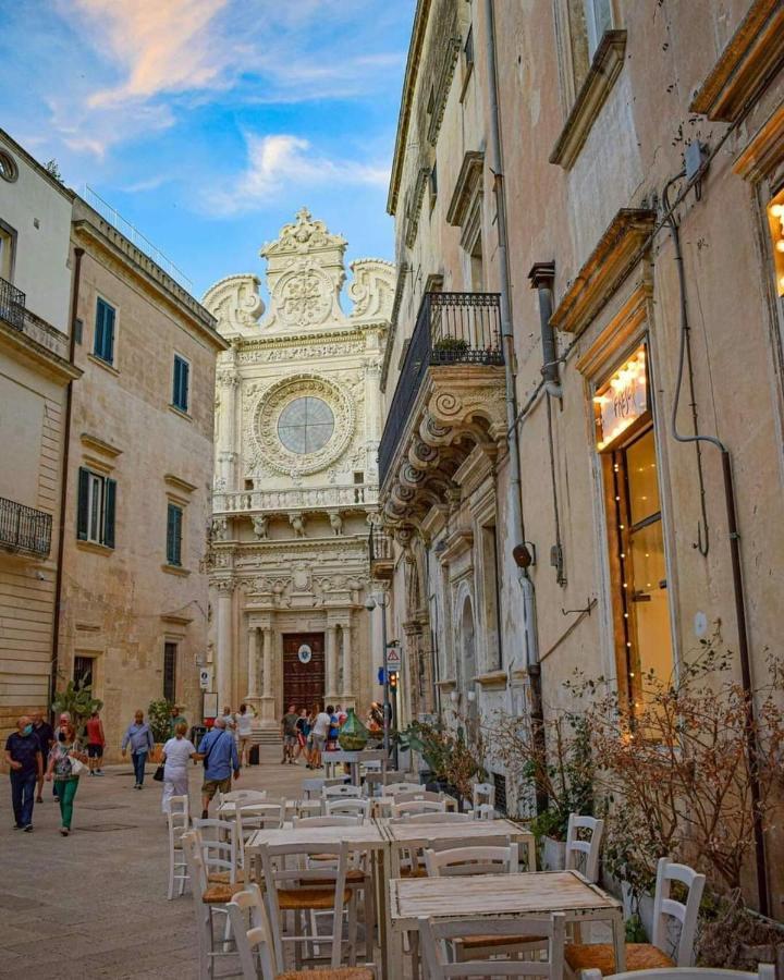 Lecce Stazione Centrale Buitenkant foto