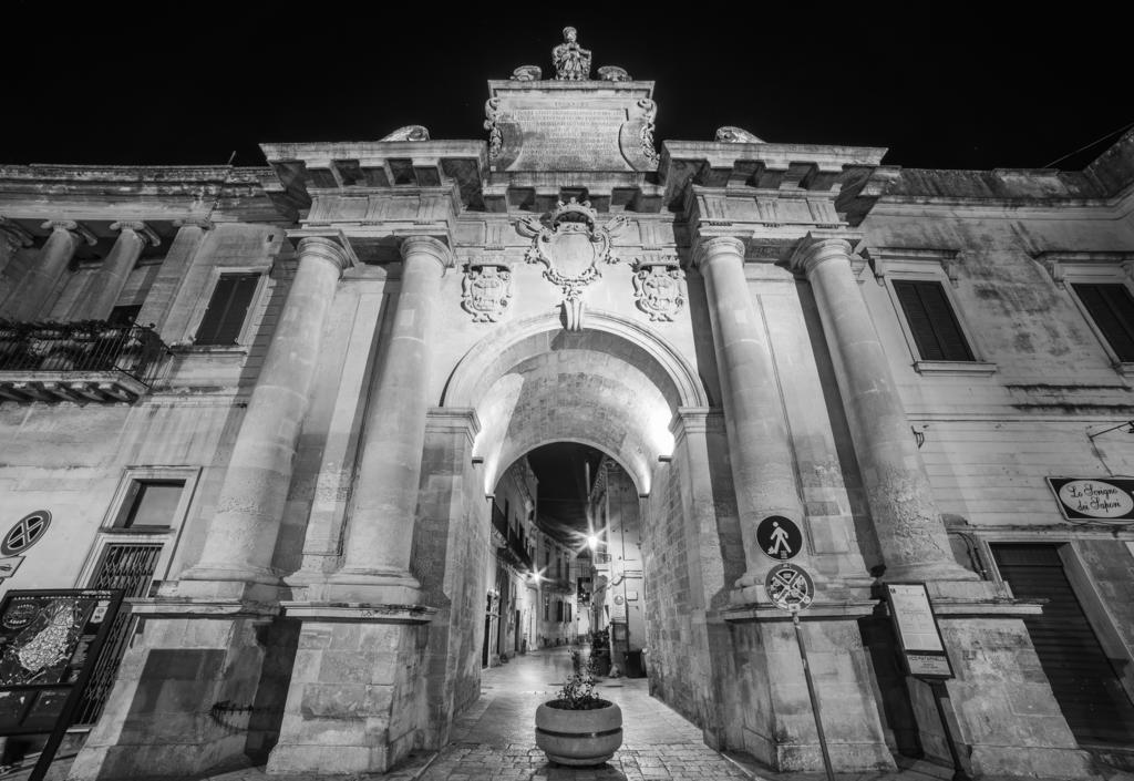 Lecce Stazione Centrale Buitenkant foto